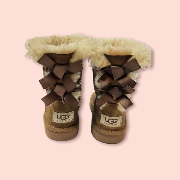 UGG Chestnut Bailey Bow Faux Sheepskin Boots 9 Tod - Picture 5 of 10